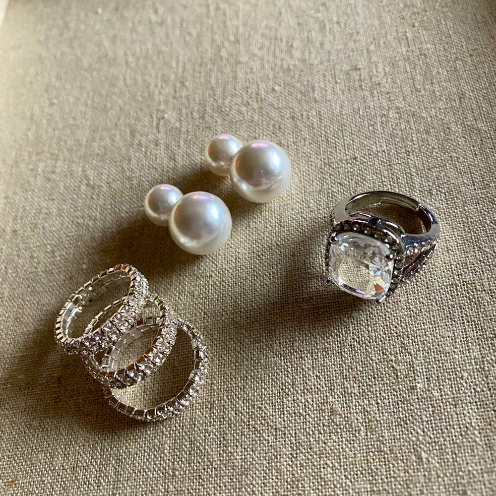 🎉Host Pick🎉 JOE FRESH Jewelry Bundle✨